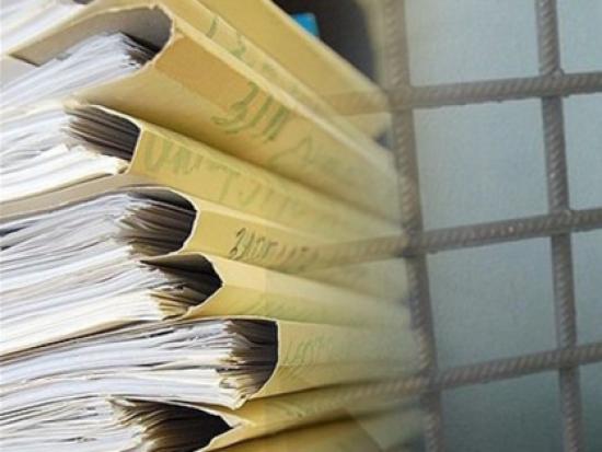 Организованная группа с бывшими полицейскими в составе предстанет перед судом за взяточничество