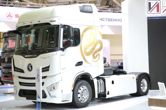 На российском авторынке сменился лидер среди грузовиков На российском авторынке сменился лидер среди грузовиков