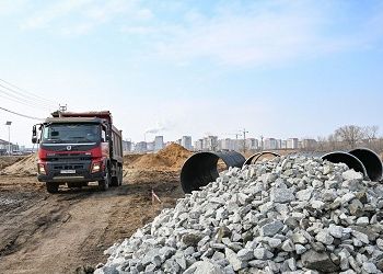 Строительство новой дороги развернулось в Чигирях