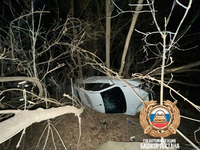 В Башкирии из-за пьяного водителя погиб пассажир В Башкирии из-за пьяного водителя погиб пассажир