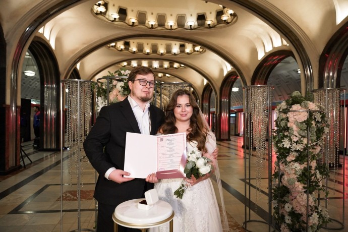 На станции метро «Маяковская» зарегистрировала брак 100-я пара На станции метро «Маяковская» зарегистрировала брак 100-я пара
