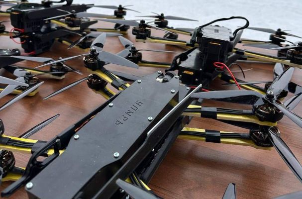 «Киев аккуратно режет бюджет»: у ВСУ — дефицит FPV-дронов