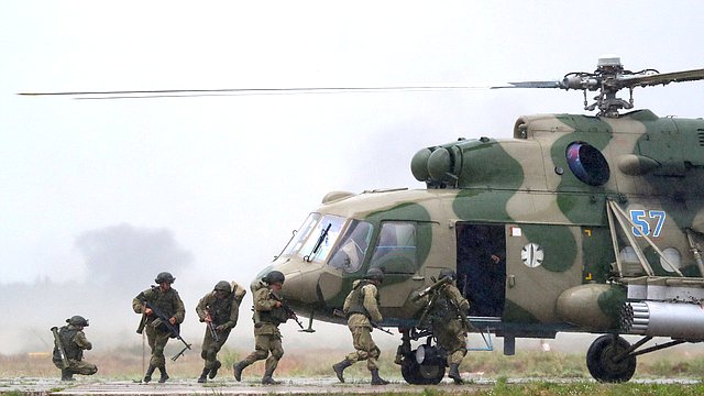 Вячеслав Володин поздравил военных разведчиков с профессиональным праздником