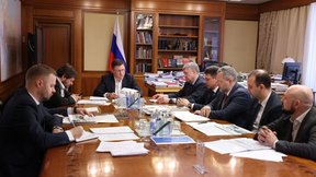 Александр Новак провёл рабочую встречу с губернатором Ульяновской области Алексеем Русских