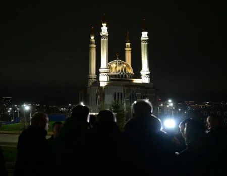 Радий Хабиров оценил варианты подсветки мечети «Ар-Рахим» на въезде в Уфу