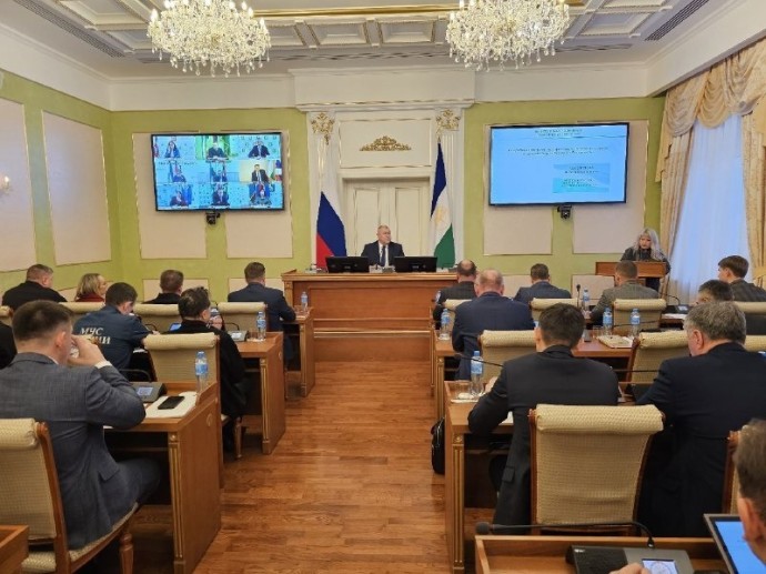 В Башкирии обсудили вопросы безопасности в новогодние праздники