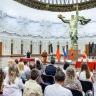 Юным москвичам вручили первые паспорта в Зале славы Музея Победы