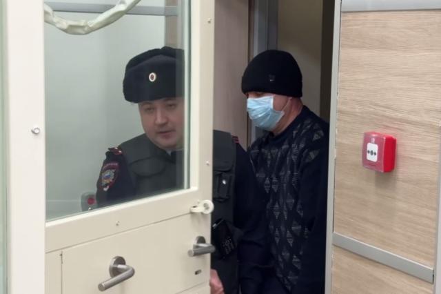 Житель Башкирии, убивший мать на глазах у дочери, получил срок Житель Башкирии, убивший мать на глазах у дочери, получил срок