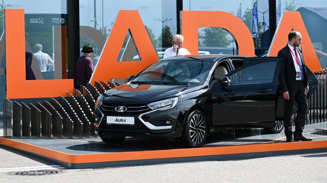 "АвтоВАЗ" запустил продажи автомобилей на "Яндекс Маркете"