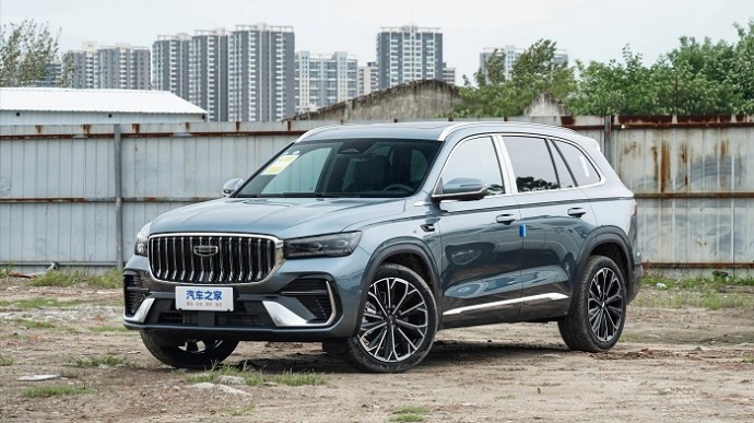 В Китае стартовали продажи обновлённых кроссоверов Geely Monjaro с более мощным двигателем В Китае стартовали продажи обновлённых кроссоверов Geely Monjaro с более мощным двигателем