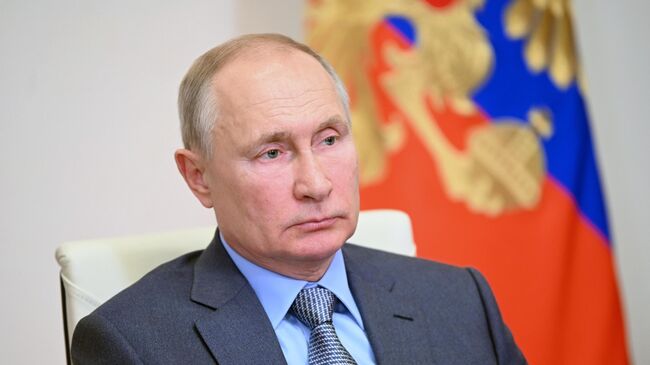 Путин заявил, что в России не запрещали нетрадиционные отношения