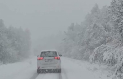 Челябинскую область засыпает снегом