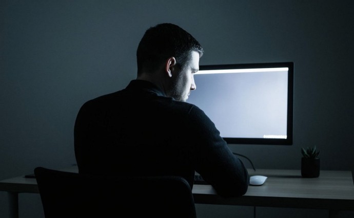 Мужчина и женщина из Южно-Сахалинска отдали мошенникам больше трёх миллионов рублей