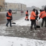 В Курске ночью со снегом боролись 49 единиц спецтехники