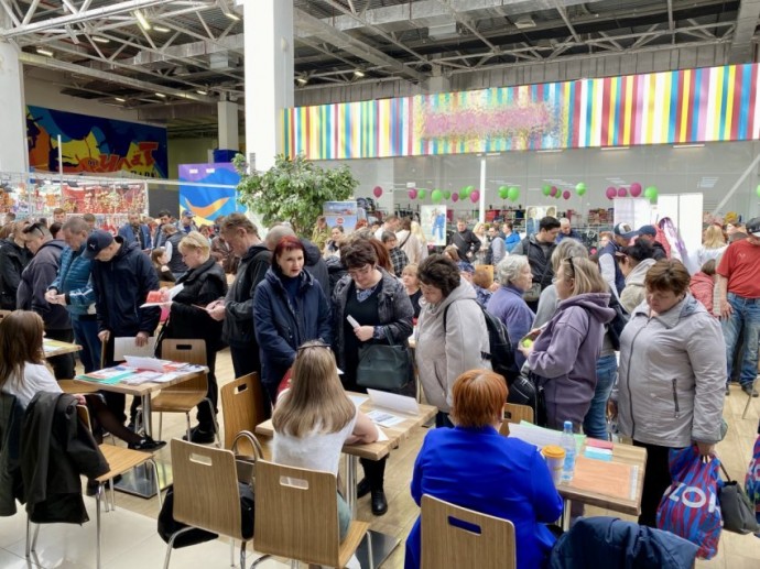 В Магнитогорске прошла крупная ярмарка вакансий