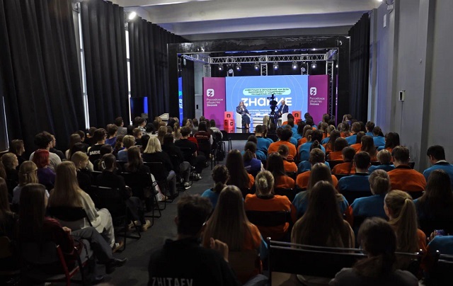 Инвестиции в будущее: ректоры ведущих вузов Мордовии провели открытую лекцию для студентов