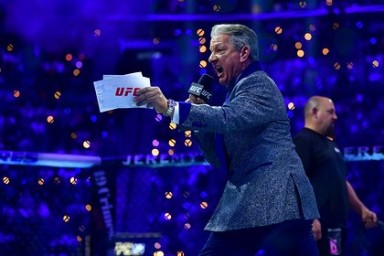 Букмекеры назвали фаворита в бою Махачева против Маддалены