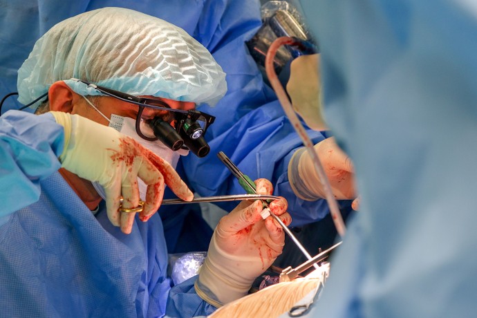 Московские врачи провели уникальную операцию годовалой девочке с сосудистой патологией