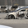 Во Франции протестующие сожгли 12 электромобилей Tesla