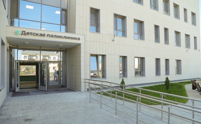 До конца года в Дальнем откроют детскую поликлинику и универсальный спортивный комплекс До конца года в Дальнем откроют детскую поликлинику и универсальный спортивный комплекс