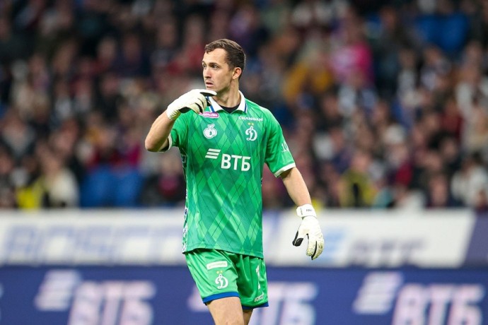 Основной вратарь "Динамо" Лунёв, скорее всего, не успеет восстановиться к игре против "Зенита" Основной вратарь "Динамо" Лунёв, скорее всего, не успеет восстановиться к игре против "Зенита"