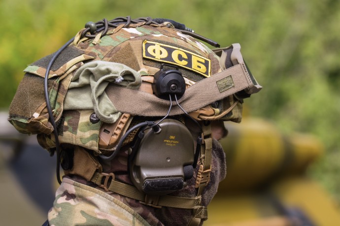 ФСБ хочет полностью контролировать экспорт и импорт шпионских устройств