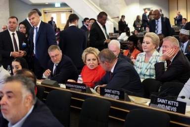 Матвиенко назвала успешным визит делегации российского парламента в Женеву