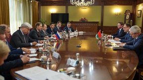 Денис Мантуров встретился с вице-премьером Республики Беларусь Виктором Каранкевичем