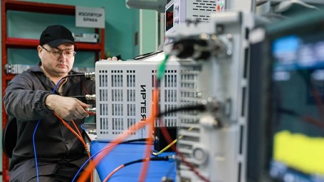 «Билайн» в следующем году получит 2000 базовых станций сотовой связи российского производства