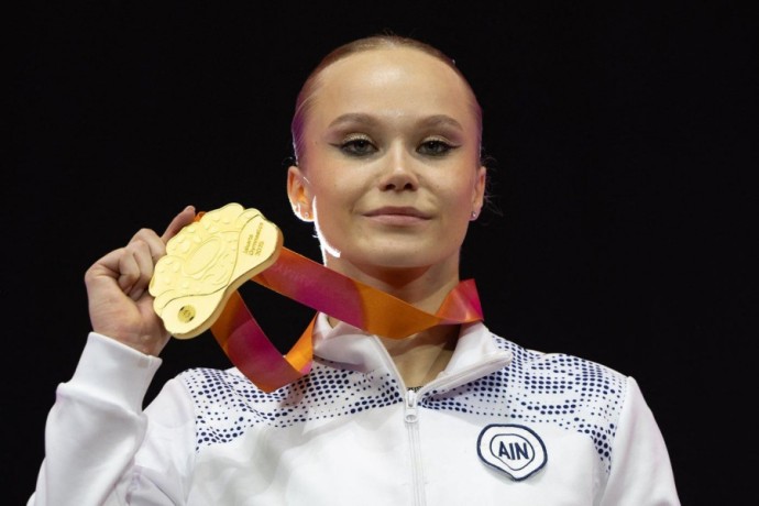 Тренер сборной России оценила успехи Мельниковой на чемпионате мира: "Преодолела страх" Тренер сборной России оценила успехи Мельниковой на чемпионате мира: "Преодолела страх"