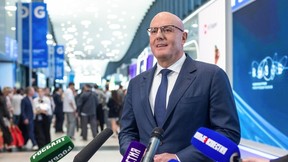 Дмитрий Чернышенко открыл выставку «Наука в лицах» и дал старт пригласительной кампании форума «Россия – спортивная держава» Дмитрий Чернышенко открыл выставку «Наука в лицах» и дал старт пригласительной кампании форума «Россия – спортивная держава»