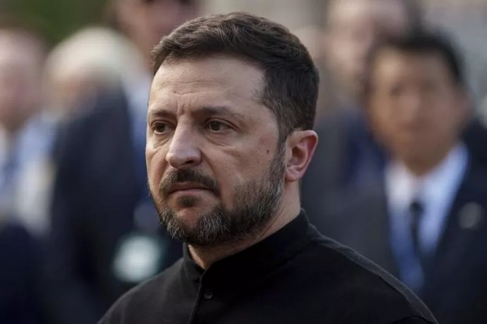 Зеленский заявил, что будет ждать Путина в Турции лично
