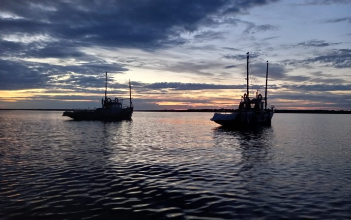 Новгородцам рассказали, почему на некоторых водоёмах запрещены моторные лодки