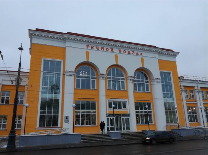 Спустя 20 лет в здании Речного вокзала в Перми начали продавать билеты на водные маршруты
