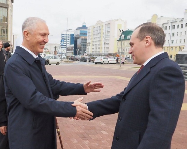 Глава Мордовии встретился с губернатором Херсонской области