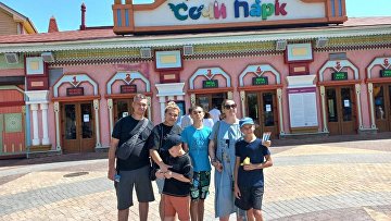 Более 100 детей и их родителей из приграничных регионов прошли реабилитацию в Сочи Более 100 детей и их родителей из приграничных регионов прошли реабилитацию в Сочи