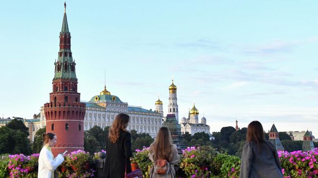 Собянин рассказал, сколько Москва платит за неработающее население