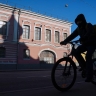Есть дети — пусть работают! Российские компании все чаще стали нанимать несовершеннолетних
