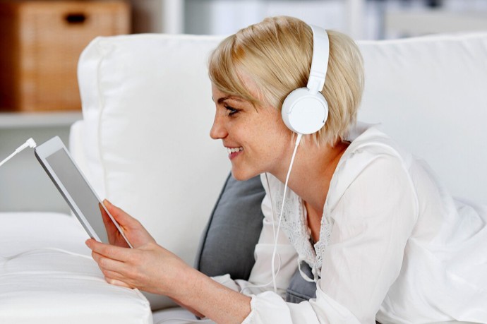 Шейкин: популярные у подростков блогеры должны рассказывать им о мошенниках Шейкин: популярные у подростков блогеры должны рассказывать им о мошенниках