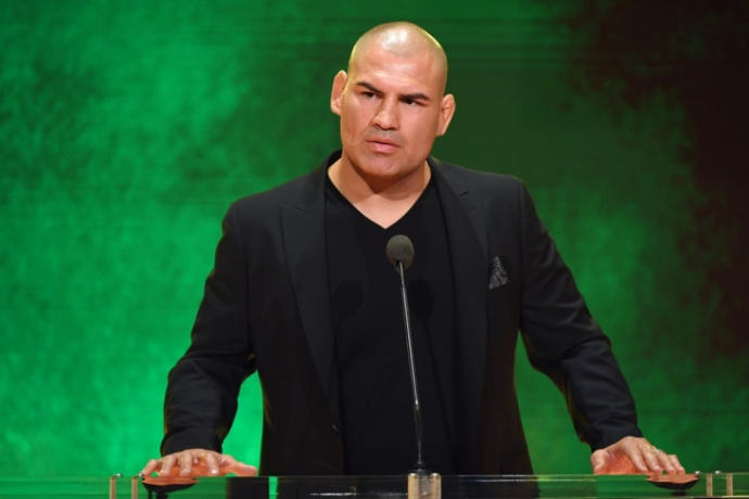 Экс-чемпиона UFC Веласкеса приговорили к 5 годам тюрьмы за покушение на убийство