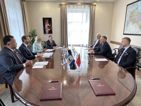 Парламенты Иркутской области и Санкт-Петербурга подписали план совместных мероприятий на ближайшие два года