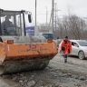 В Южно-Сахалинске приводят в порядок грунтовые дороги после зимы - план работы