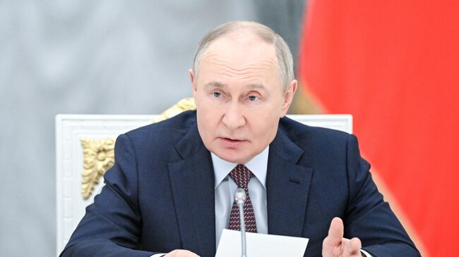 ВСУ все еще пытаются двигаться в сторону российской границы, заявил Путин