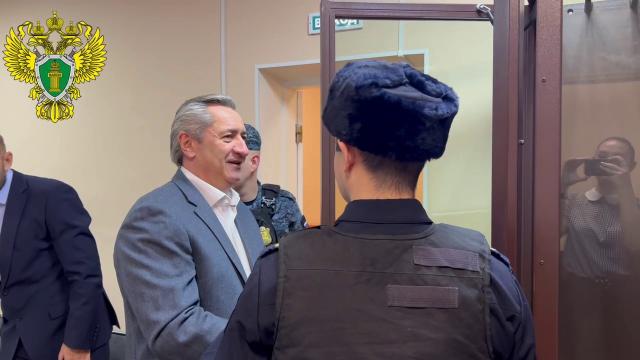 Гособвинение запросило для Алана Марзаева 14 лет колонии за взятку в 37 млн рублей Гособвинение запросило для Алана Марзаева 14 лет колонии за взятку в 37 млн рублей