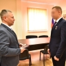 Михаил Евраев вручил медаль «Честь и слава» участнику СВО из Переславля