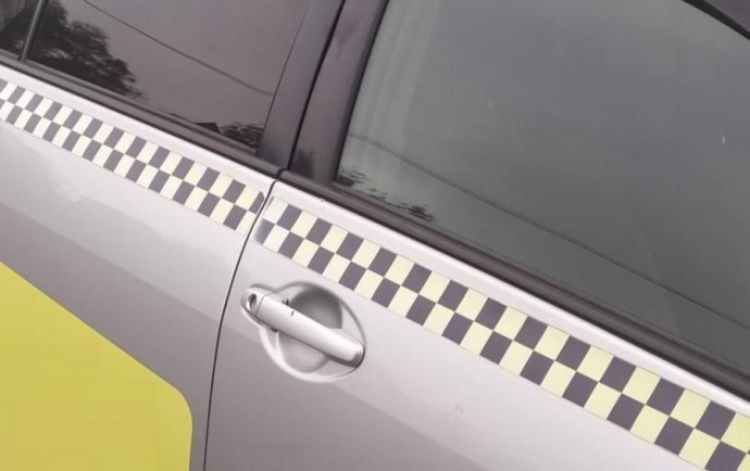 Забронировала поездку и осталась без денег: аферисты обманули женщину в Приморье