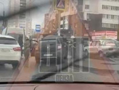 Жесткая авария на улице Суворова в Пензе: на месте работали врачи и спасатели Жесткая авария на улице Суворова в Пензе: на месте работали врачи и спасатели