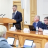 На Чукотке учителям, чьи ученики сдали ЕГЭ минимум на 95 баллов, дают премию