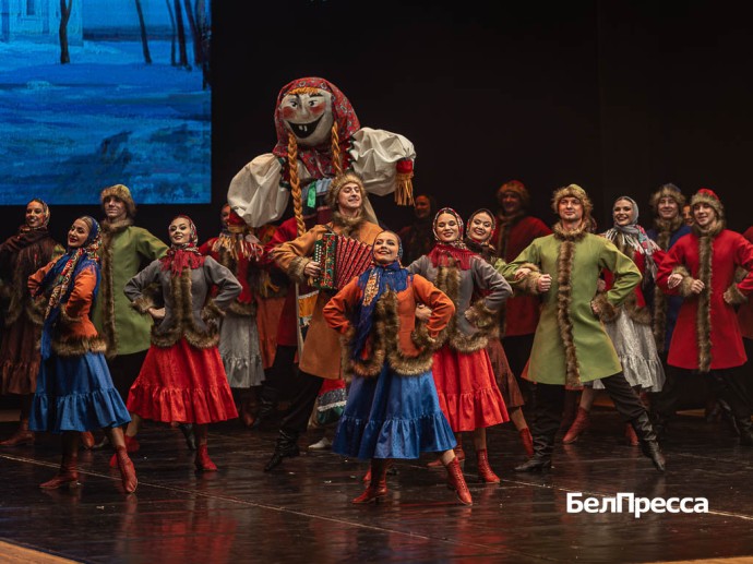 Кадриль у Масленицы. Артисты Белгородской филармонии танцуют под мотивы русской живописи Кадриль у Масленицы. Артисты Белгородской филармонии танцуют под мотивы русской живописи