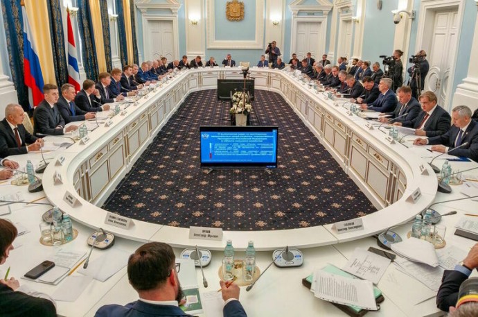 Будущее Сибири связано с созданием индустрии гостеприимства Будущее Сибири связано с созданием индустрии гостеприимства